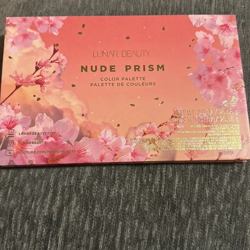 Lunar Beauty Nude Prism Eyeshadow Palette, new in box - Picture 4 of 6